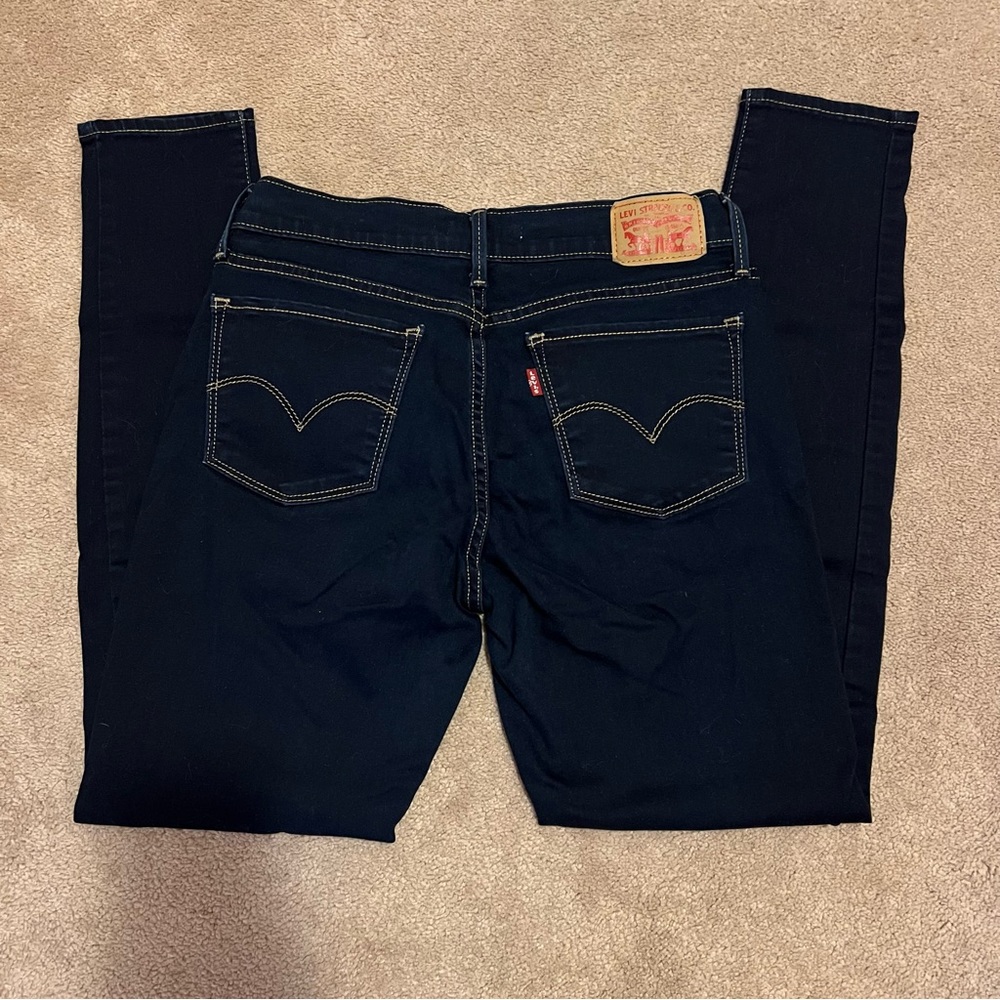 💙 2 for $20 - Levi’s 710 Super Skinny dark wash - size 28 short